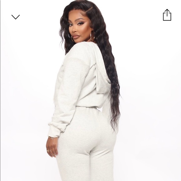 Fashion nova jumper - Picture 2 of 4